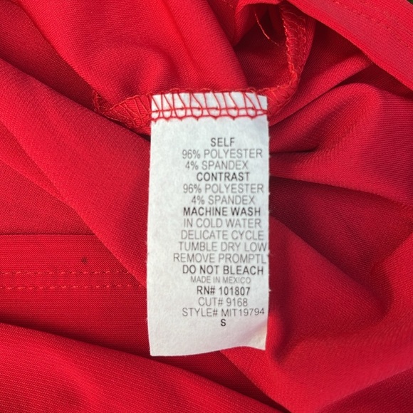 ESPRESSO Red Puff Sleeve Top size small - Picture 5 of 6